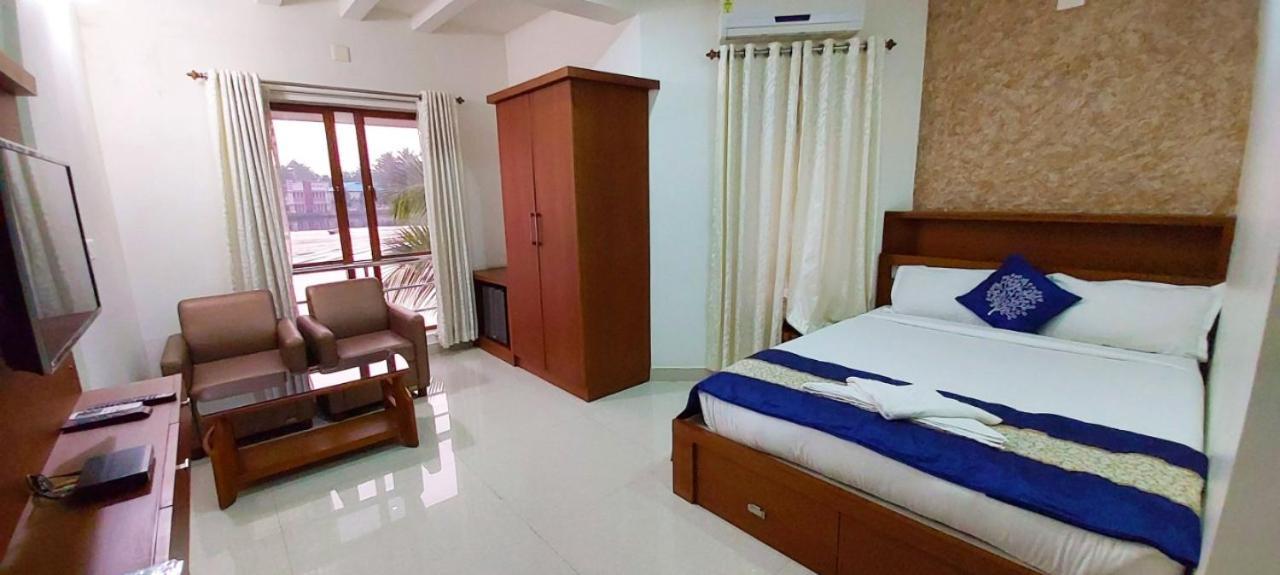 Captains Cabin Backwater Resort Alappuzha Eksteriør billede